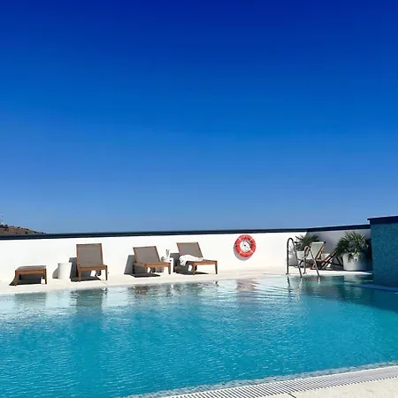 Eye - Pool Gym & Parking Free Málaga